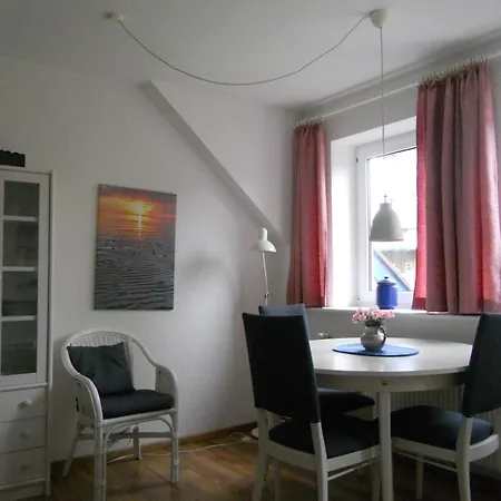 Carstensen 02, Sandwall Apartament *